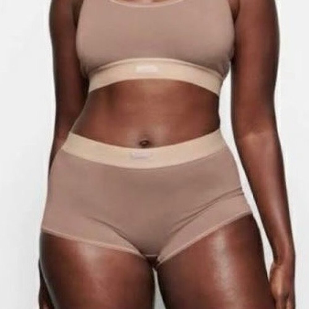 SKIMS Cotton Jersey Boy Short Umber Womens Small - Picture 11 of 11